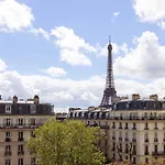 Luxurious Home -Eiffel Tower View