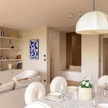 Luxurious -eiffel Tower View Apartment Paris